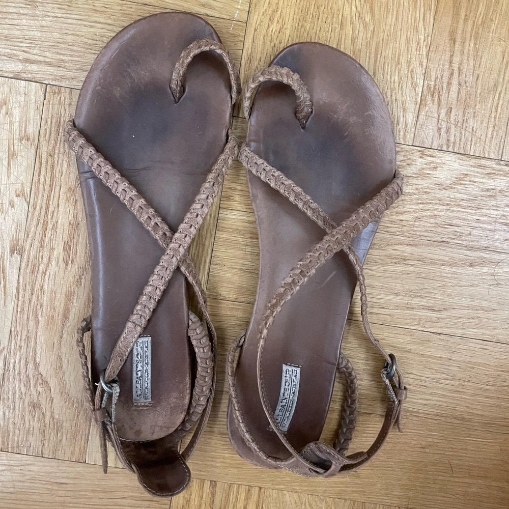 Used All Saints Strappy Brown Leather Weave Toe Loop Sandals in brown